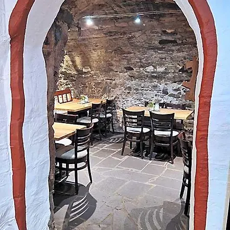 Wein- Und Gaestehaus M. Bai Cochem